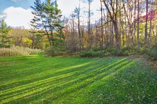 102 Old Post Rd, Marlboro, NY 12542 - Photo 9