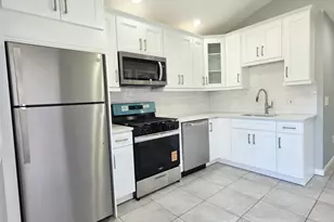 42 Oak Dr, Riverhead, NY 11901 - Photo 11