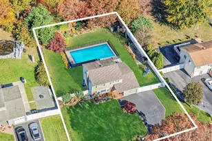 11 Joyce Dr, Hauppauge, NY 11788 - Photo 5