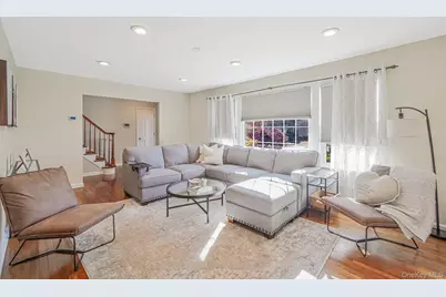 11 Joyce Drive, Hauppauge, NY 11788 - Photo 7