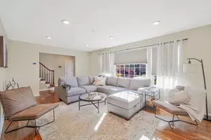 11 Joyce Dr, Hauppauge, NY 11788 - Photo 7