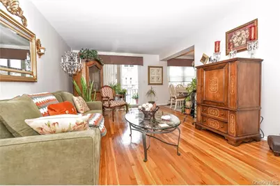 21 Normandy Village Village #2, Nanuet, NY 10954 - Photo 9