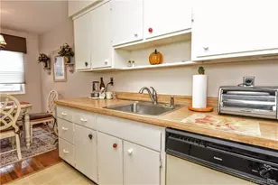 21 Normandy Village Village, Nanuet, NY 10954 - Photo 17