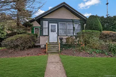 35 Washington Avenue, Greenport, NY 11944 - Photo 5