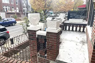 32-10 81st St, East Elmhurst, NY 11370 - Photo 3