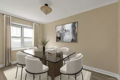 21 S Village #3, Rockville Centre, NY 11570 - Photo 5