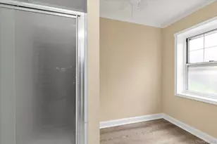 21 S Village, Rockville Centre, NY 11570 - Photo 13