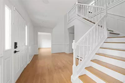 7 Dickson Lane, Bedford Corners, NY 10549 - Photo 5