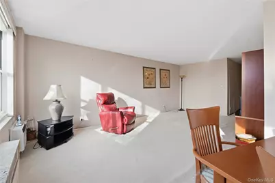 120 Dehaven Drive #436, Yonkers, NY 10703 - Photo 7