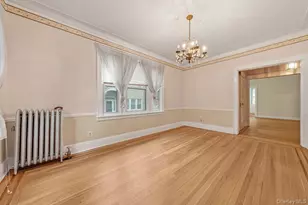 215 E 235th St, Bronx, NY 10470 - Photo 11