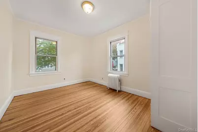 215 East 235th Street, Bronx, NY 10470 - Photo 23