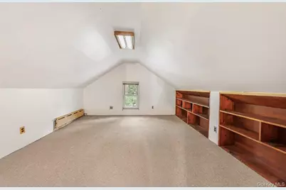 215 East 235th Street, Bronx, NY 10470 - Photo 33