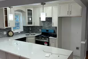 146-42 184th St, Springfield Gardens, NY 11413 - Photo 3