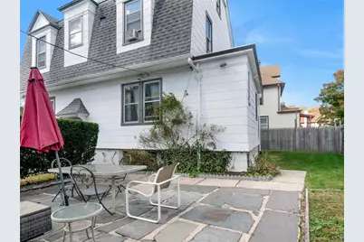 46 Meadow Lane, New Rochelle, NY 10805 - Photo 35