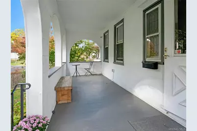 46 Meadow Lane, New Rochelle, NY 10805 - Photo 3