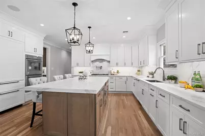 7 Cedar Avenue, Bethpage, NY 11714 - Photo 21