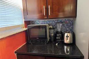 26 Parkside Dr, Jericho, NY 11753 - Photo 15