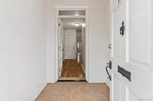 91-25 90th St, Woodhaven, NY 11421 - Photo 3