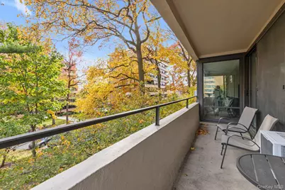 10-21 162 Street #3A, Whitestone, NY 11357 - Photo 9