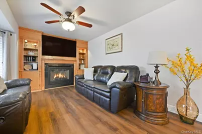 259 Ocean Avenue, Massapequa Park, NY 11762 - Photo 7