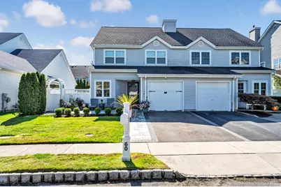 60 Herrels Circle, Melville, NY 11747 - Photo 3