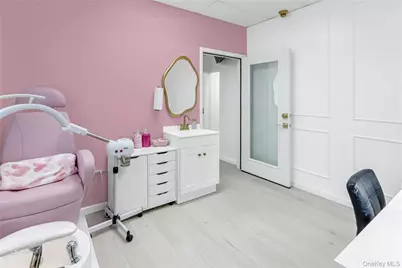 471 Broadway, Newburgh, NY 12550 - Photo 21