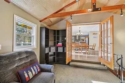 2775 W Creek Avenue, Cutchogue, NY 11935 - Photo 9