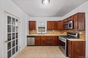 1787 Randall Ave, Bronx, NY 10473 - Photo 11