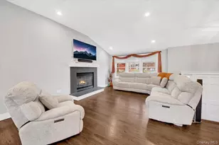 157 Phyllis Ct, Yorktown Heights, NY 10598 - Photo 9