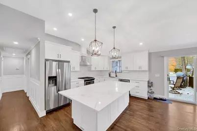 157 Phyllis Court, Yorktown Heights, NY 10598 - Photo 5