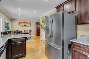 84 Cedar St, Islip, NY 11751 - Photo 9