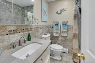 84 Cedar St, Islip, NY 11751 - Photo 13