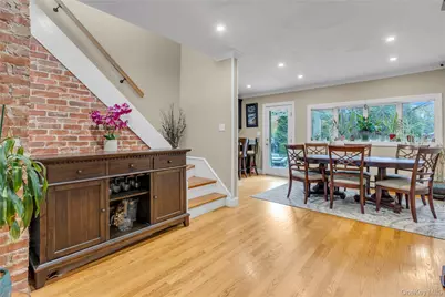 84 Cedar Street, Islip, NY 11751 - Photo 7