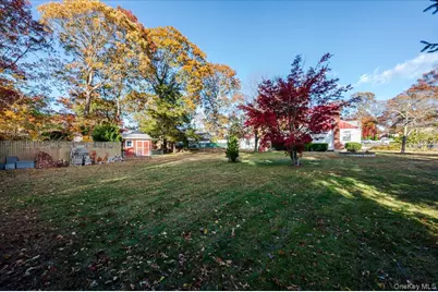 374 Port Avenue, Ronkonkoma, NY 11779 - Photo 21