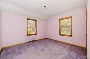 374 Port Ave, Ronkonkoma, NY 11779 - Photo 9