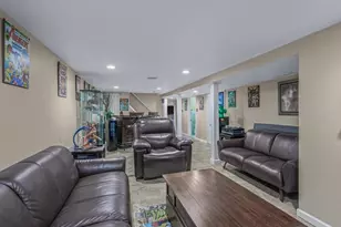 121 S 30th St, Wyandanch, NY 11798 - Photo 19