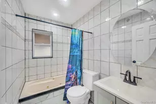 511 Northern Pkwy, Uniondale, NY 11553 - Photo 11