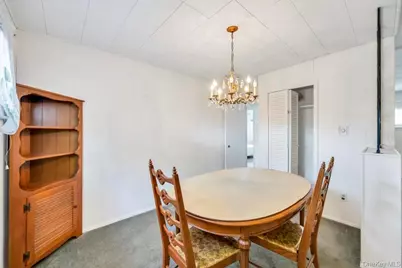 4 Hope Drive, Plainview, NY 11803 - Photo 9