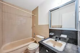 4 Hope Dr, Plainview, NY 11803 - Photo 17