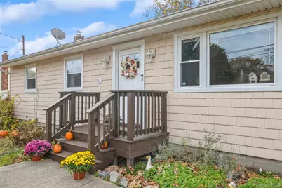 1692 Feureisen Avenue, Bohemia, NY 11716 - Photo 29