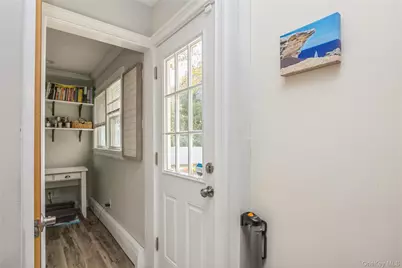 1692 Feureisen Avenue, Bohemia, NY 11716 - Photo 19