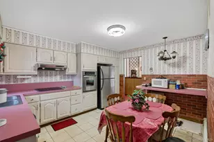 34 Forestwood Dr, Woodstock, NY 12498 - Photo 11