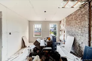 255 Powell Ave, Newburgh, NY 12550 - Photo 9