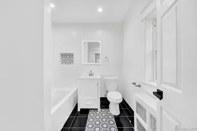 170 Lawrence Street, Mount Vernon, NY 10552 - Photo 5