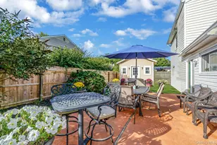 360 Woodside Ave, Bellport, NY 11713 - Photo 23