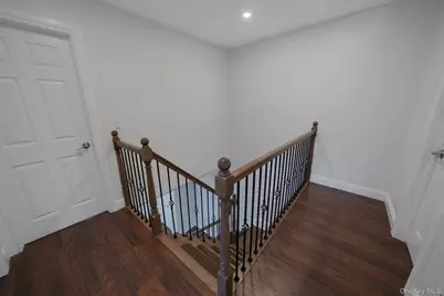 360 Woodside Avenue, Bellport, NY 11713 - Photo 15