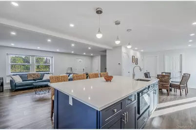 360 Woodside Avenue, Bellport, NY 11713 - Photo 3