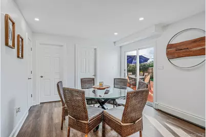 360 Woodside Avenue, Bellport, NY 11713 - Photo 7