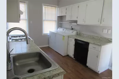 26 Glass Street, Port Jervis, NY 12771 - Photo 3