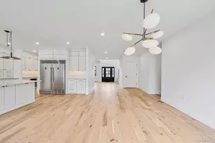 2542 Lefferts Pl, Bellmore, NY 11710 - Photo 7